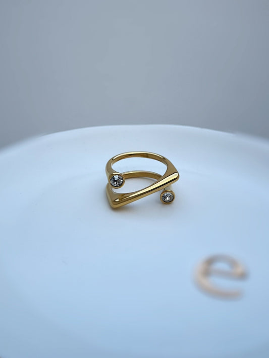 Angled Ring